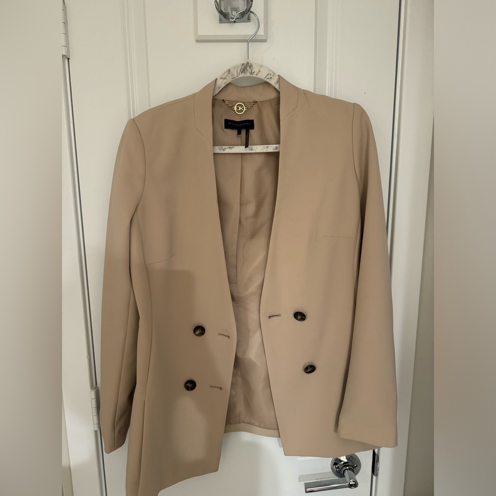 Donna Karan beige blazer